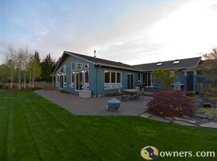 8960 S Black Bear Ct, Canby, OR 97013