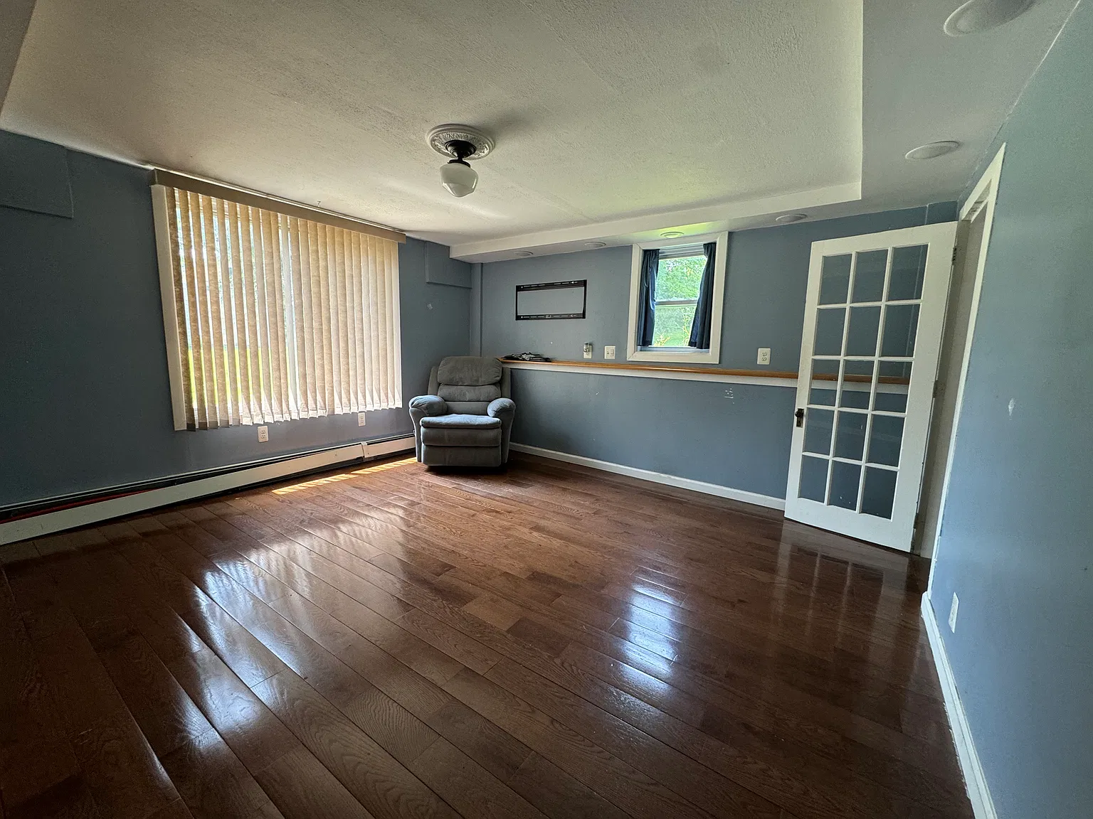4 bed, 2000 sqft, $3,900 — Photo 4