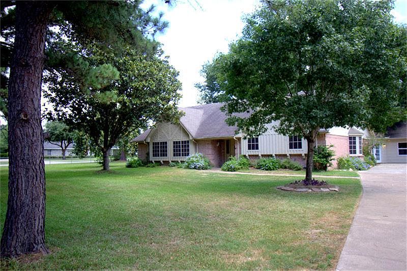 1st image of 17902 E Cypress Hill Cir