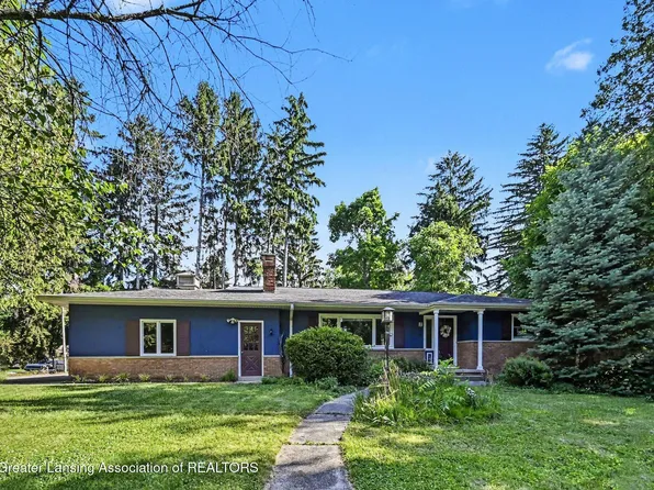 924 Woodingham Dr, East Lansing, MI 48823