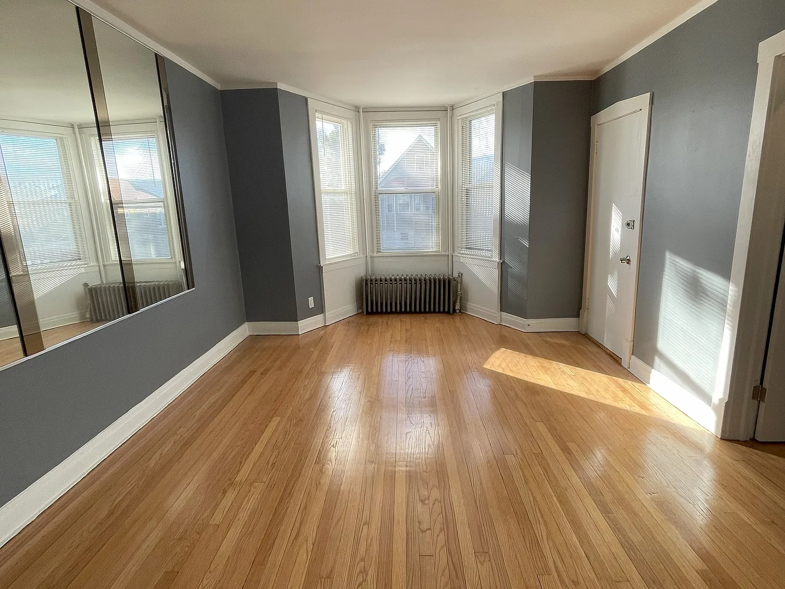 9151 S Luella Ave — Photo 3