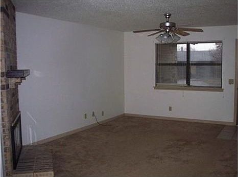 3rd image of 2715B McMillan Dr #B