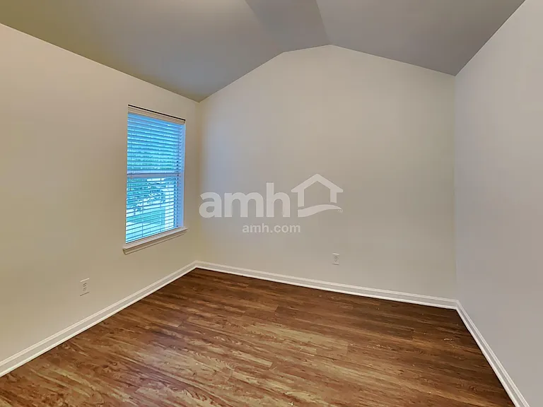 105 Hidden Creek Dr — Photo 19