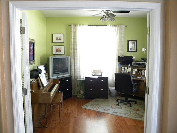 3rd image of 600 Del Sol Ct