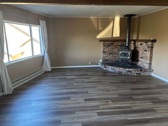 4th image of 2028 Linden Dr Unit 1
