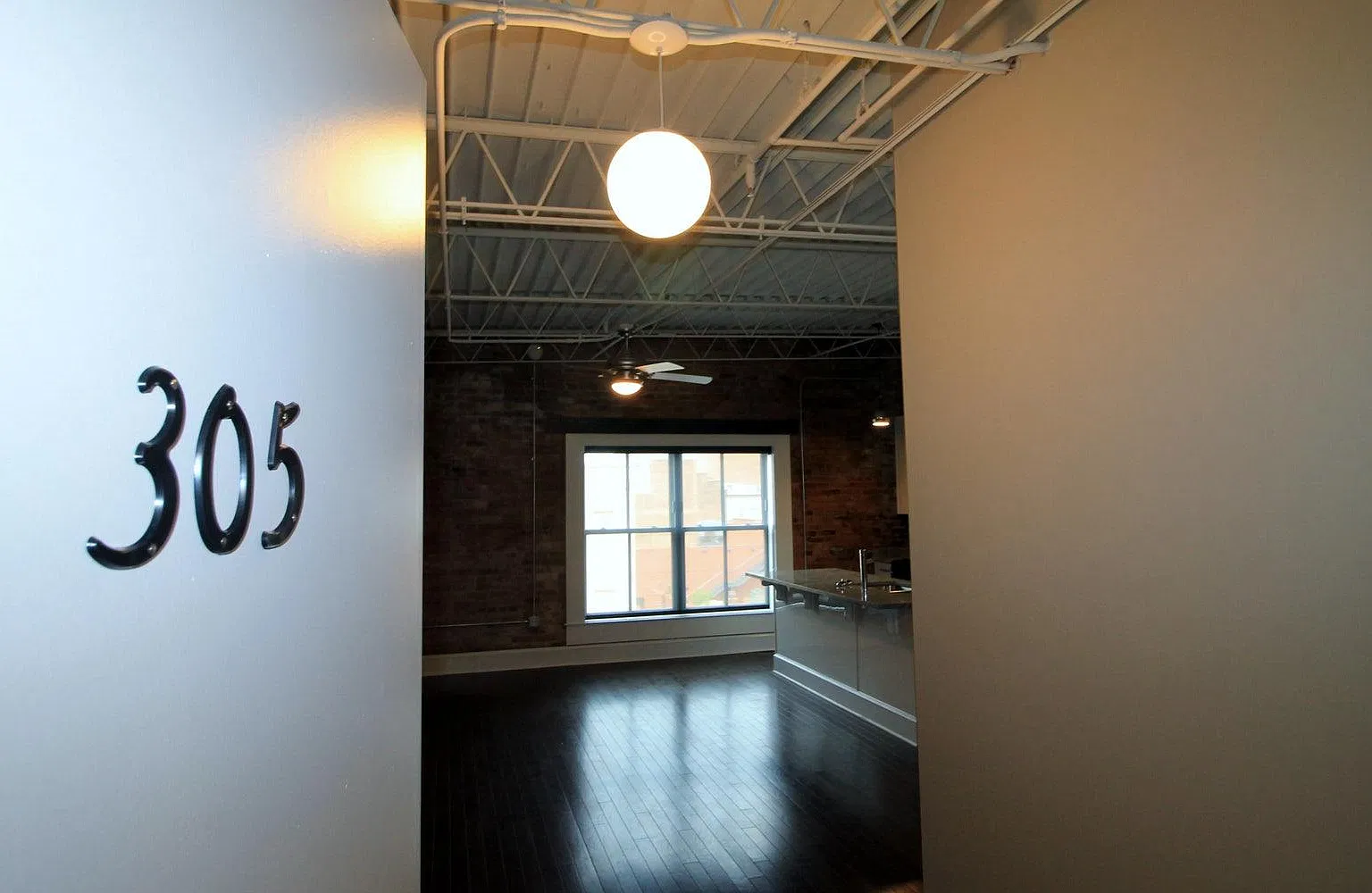 Studio, 550 sqft, $1,050 — Photo 4