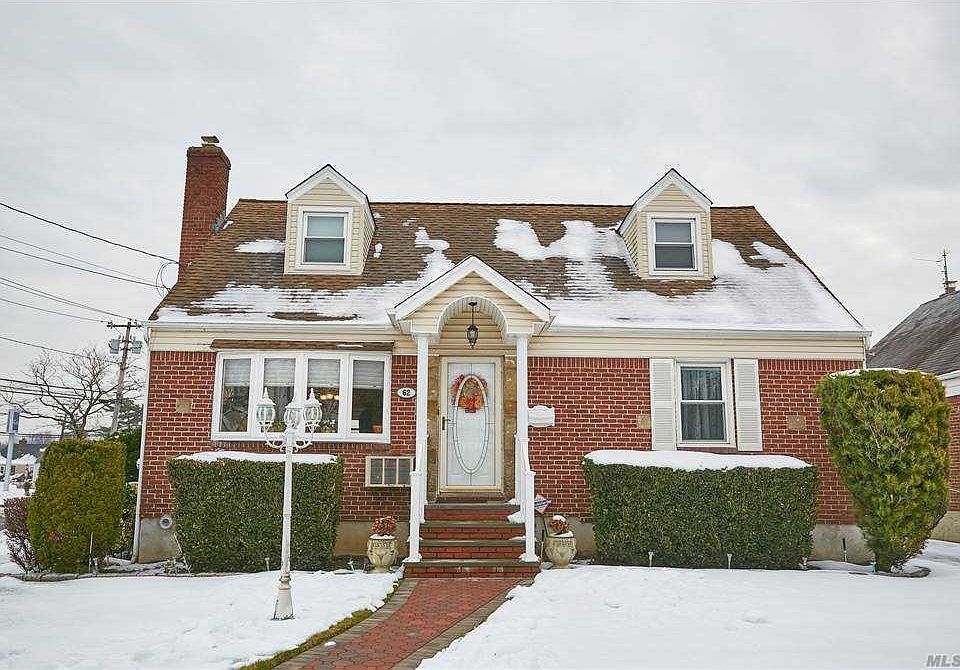 1st image of 62 N Rockaway Ave