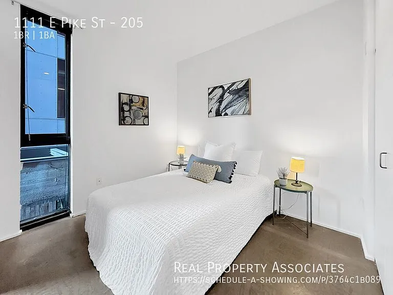 1111 E Pike St #205 — Photo 12