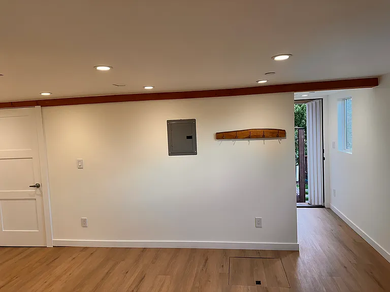 97 Forrest Ave — Photo 8