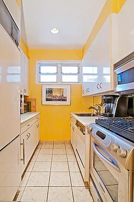 Sold by Keller Williams NYC | media 18