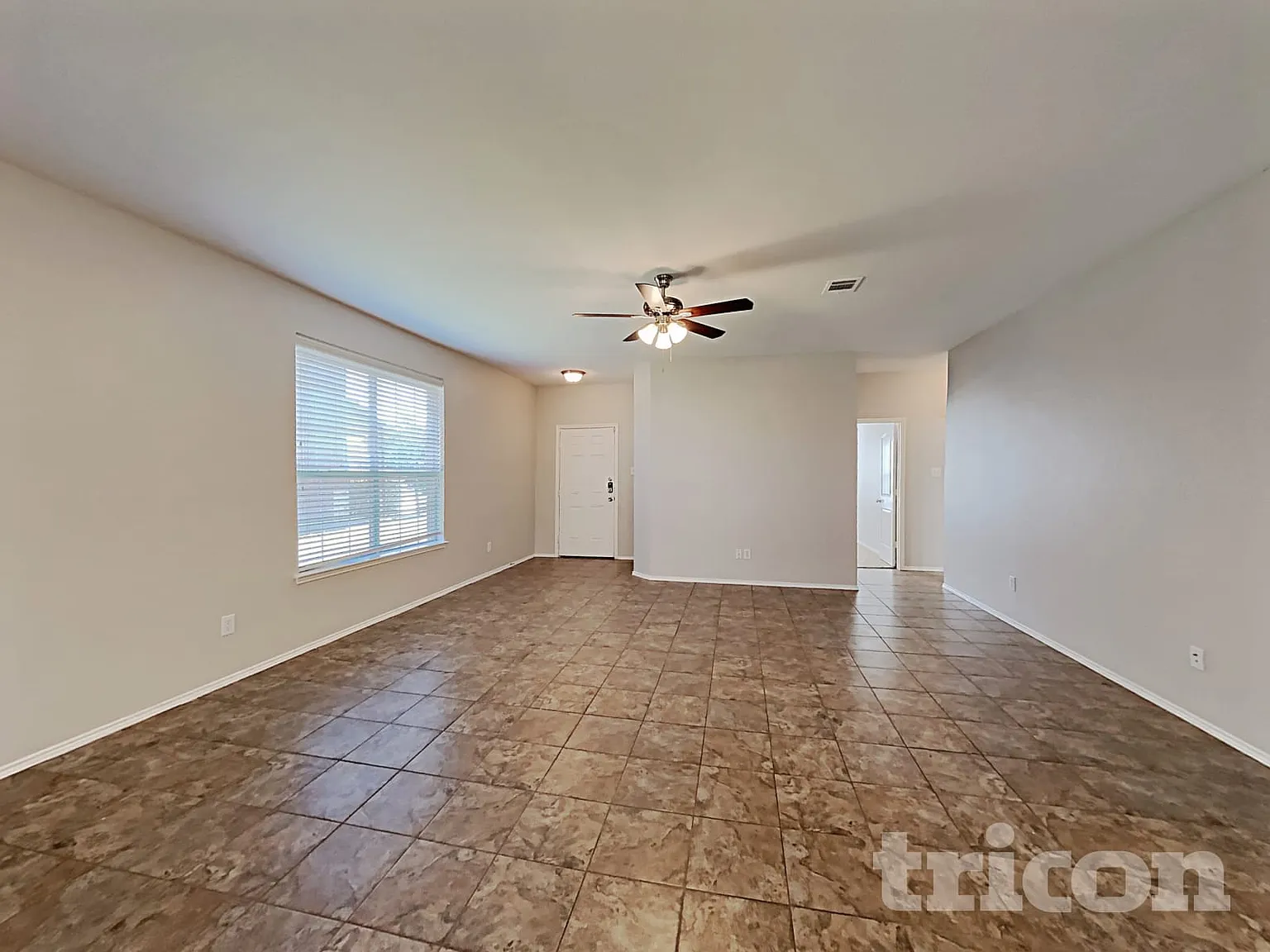 209 Stable Drive Waxahachie TX — Photo 4