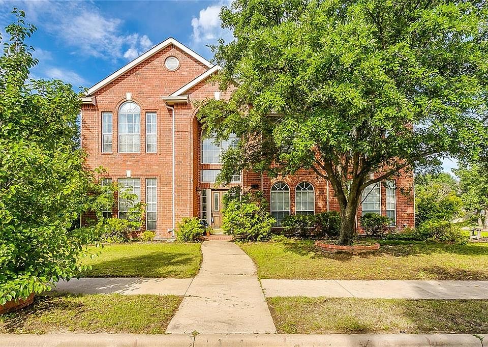 1st image of 8121 Island Park Ct