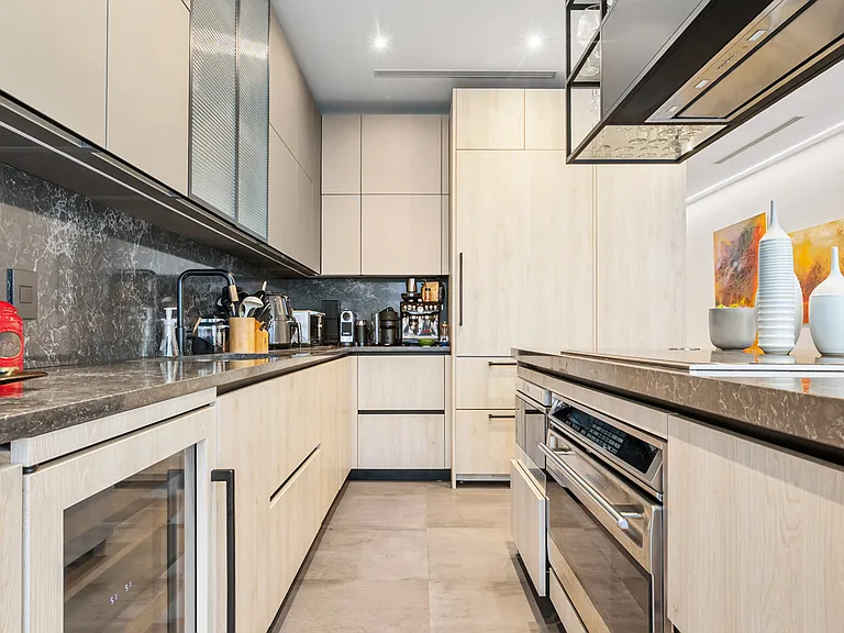 46 W 21st St #4 — Photo 15