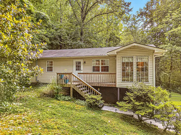 6923 Hurst Ln, Knoxville, TN 37918