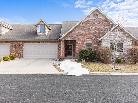 2nd image of 128 Stillwood Drive