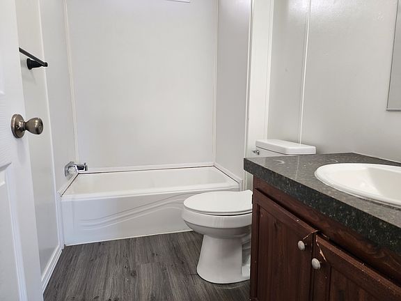 5th image of 25951 Grace Ln