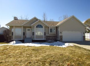 5957 W Wolf Creek Ct, Salt Lake City, UT 84118