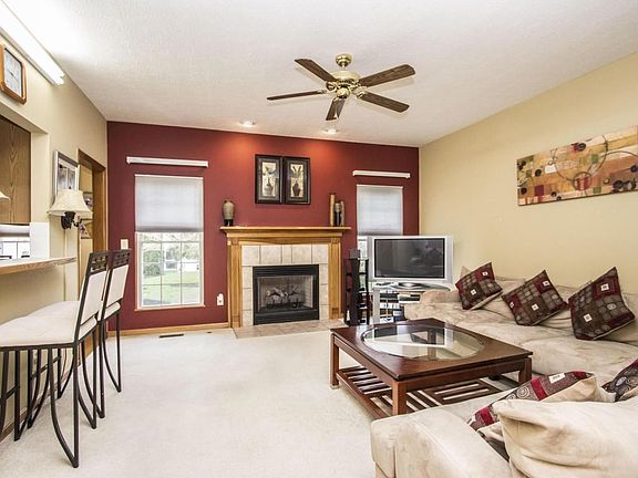 2nd image of 491 Ivyside Sq