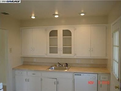 5th image of 3996 Monterey Blvd