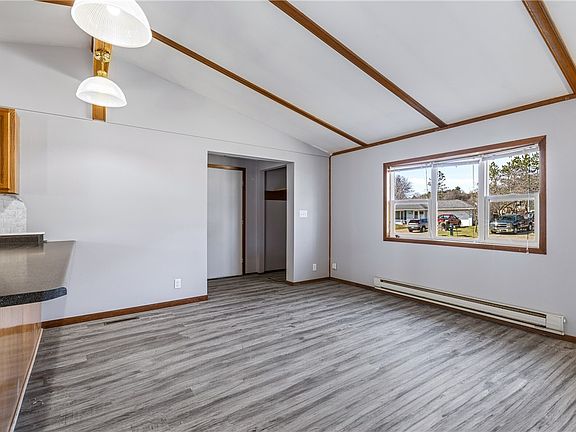 5th image of 320 Gordon Street