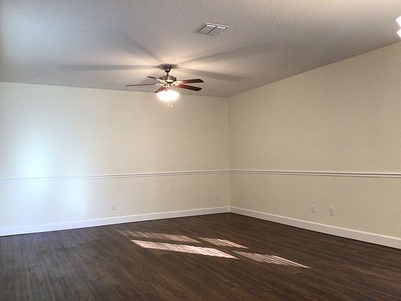 2nd image of 2439 Park Ave