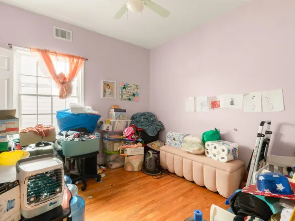 215 South Street image 9 of 37