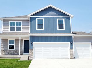 Bellhaven Plan, Creekview Estates, Polk City, IA 50226