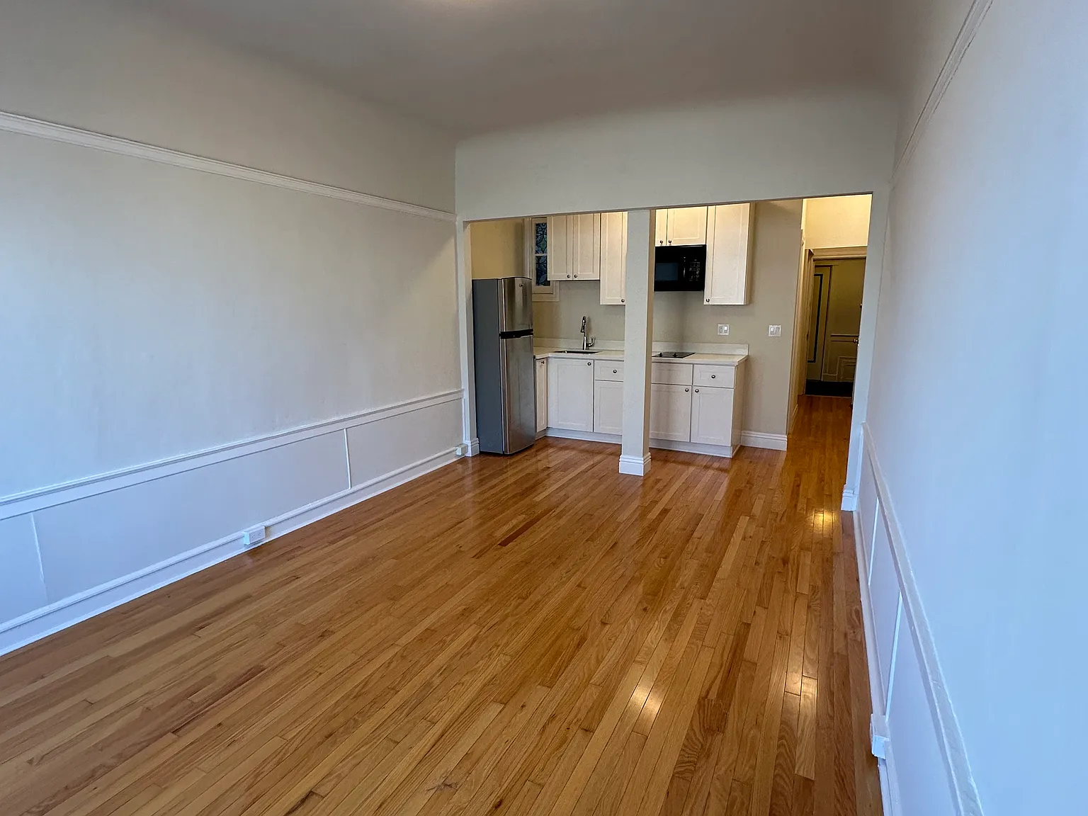 1105 Bush Street — Photo 2