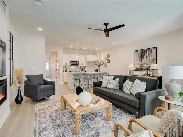 4611 Larkfield Way, Powder Springs, GA 30127