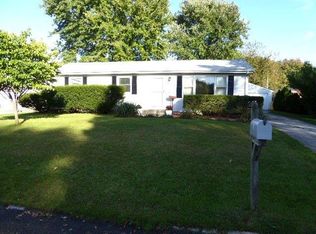 749 Acadia Rd, Valparaiso, IN 46385