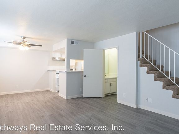 5th image of 8810 Etiwanda Ave #5