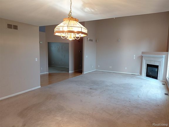 2nd image of 47752 River Woods Dr