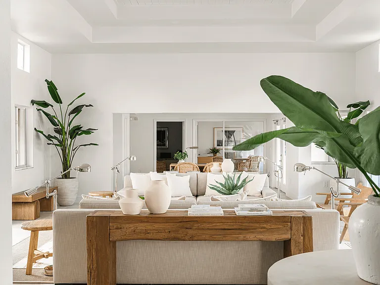 Coconut Palm Club Apartments — Photo 20