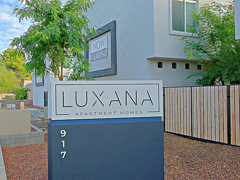 Luxana Apartments — Photo 81