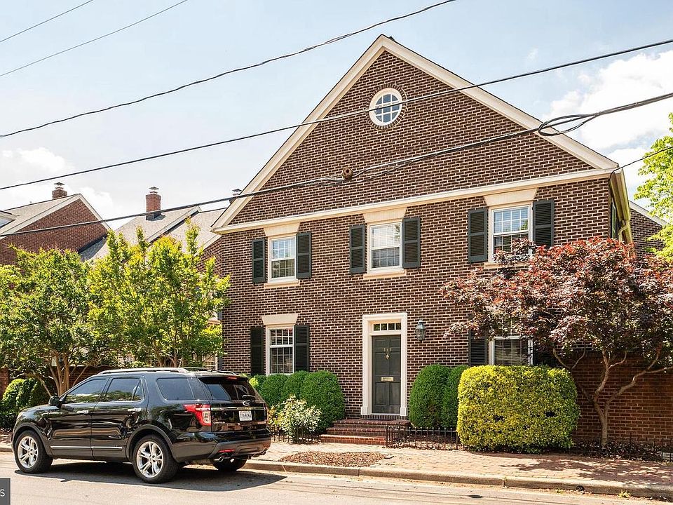1st image of 368 N Saint Asaph St
