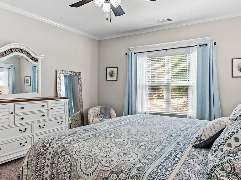 1540 Carriage Ridge Dr — Photo 27
