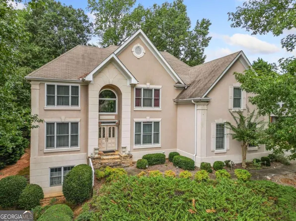 1675 Rising Mist Ln, Cumming, GA 30041