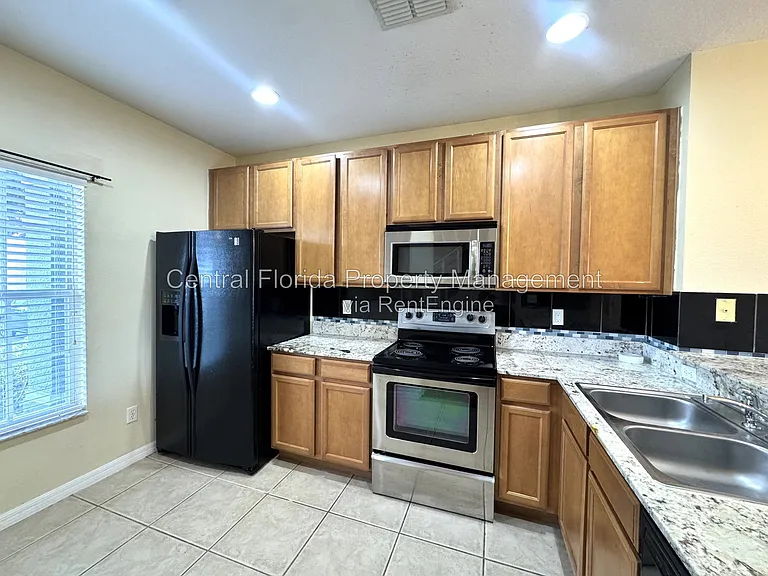 10832 Savannah Wood Ct #1 — Photo 4