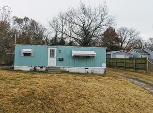 317 S Elm St, Nevada, MO 64772