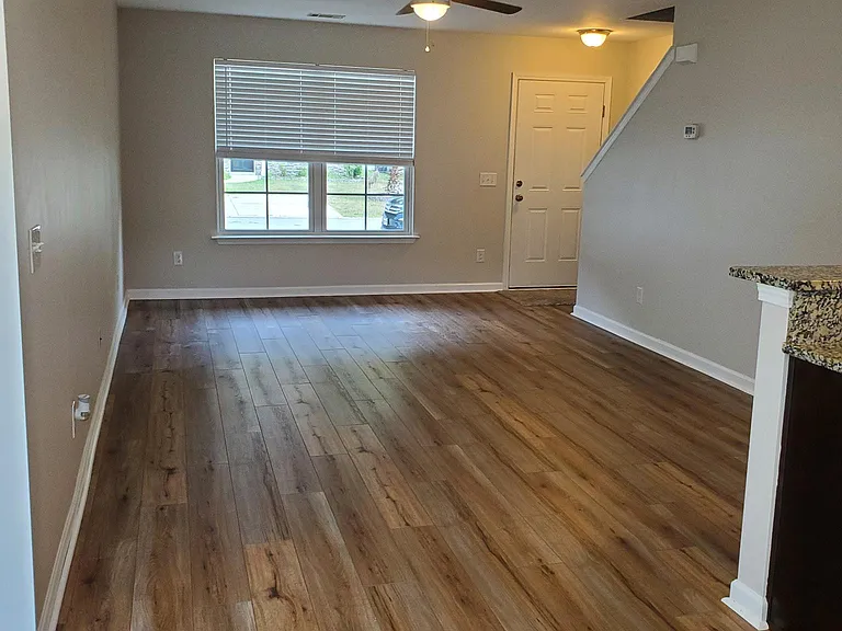 61 Running Oak Dr — Photo 6