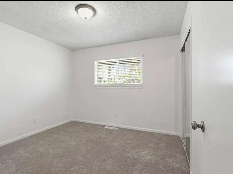 209 Tokay Ave — Photo 13