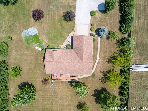 3rd image of 4462 61st St