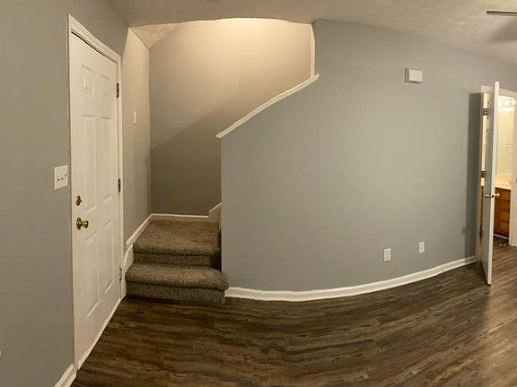 Family room/Dining room