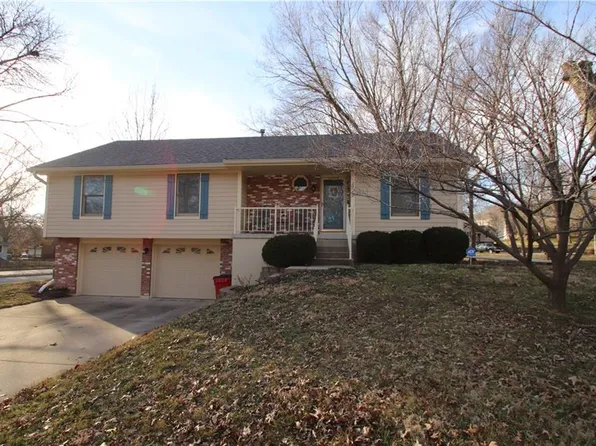 2720 Ringo Rd, Independence, MO 64057
