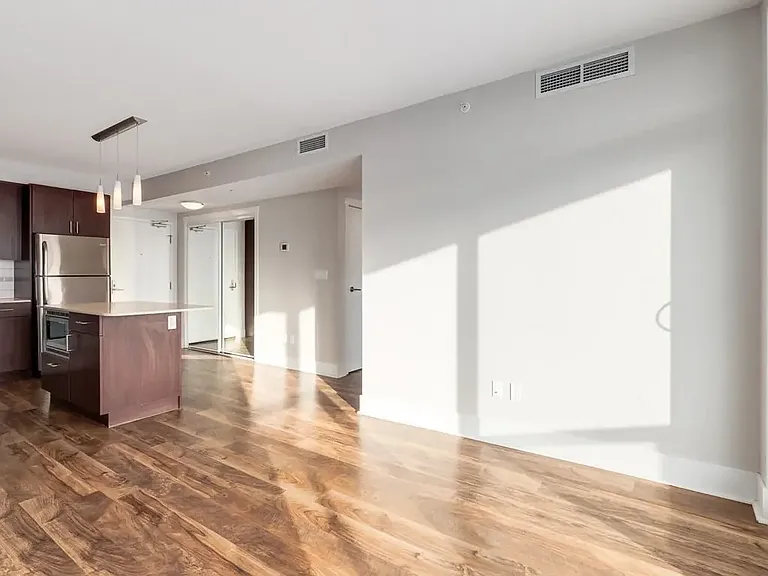 2160 Paliswood Rd SW — Photo 12
