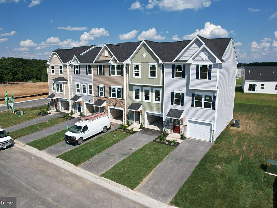 2nd image of 73 Zander Rd