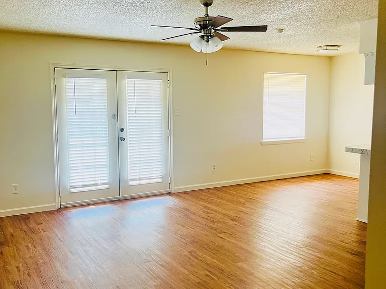 83 W Mountain Creek Dr — Photo 3