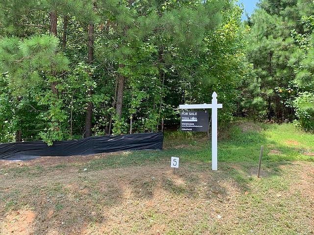 1st image of 168 Daphine Dr Unit 5