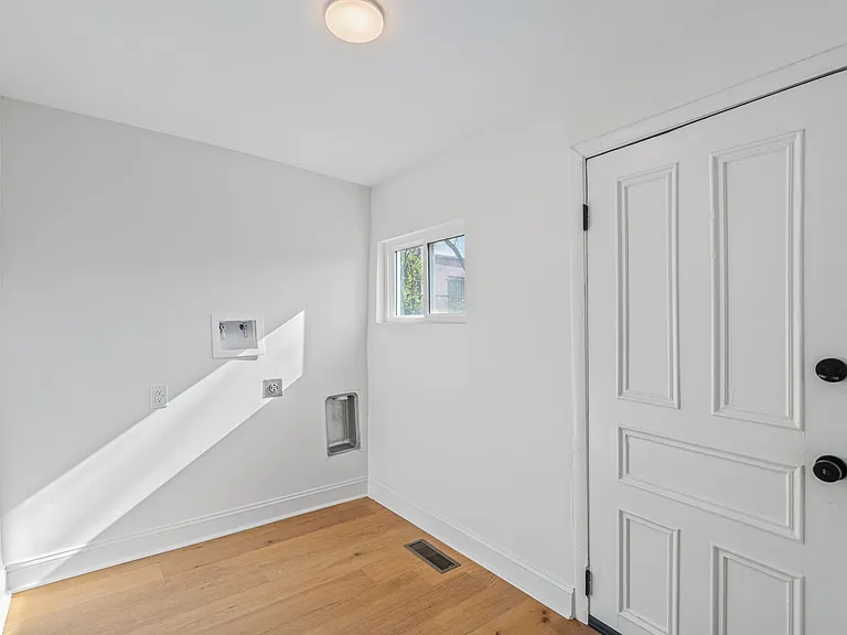 513 N Central St #2 — Photo 14