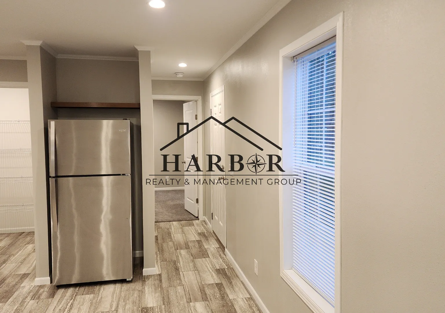 Single Family Manufactured Home — Photo 2
